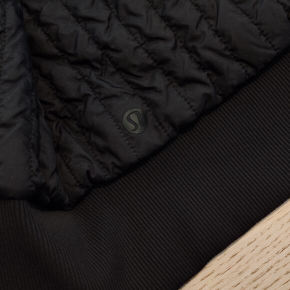 Lululemon Reversible Non Stop Cotton Bomber Jacket Womens Size 8 Black W4BSQS - Picture 9 of 16